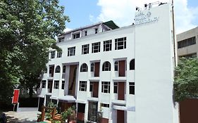 Hotel Park Residency